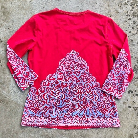 J. J McLaughlin Top Signature Tee Catalina Cloth Red Blue Damask Printed M - Picture 4 of 4